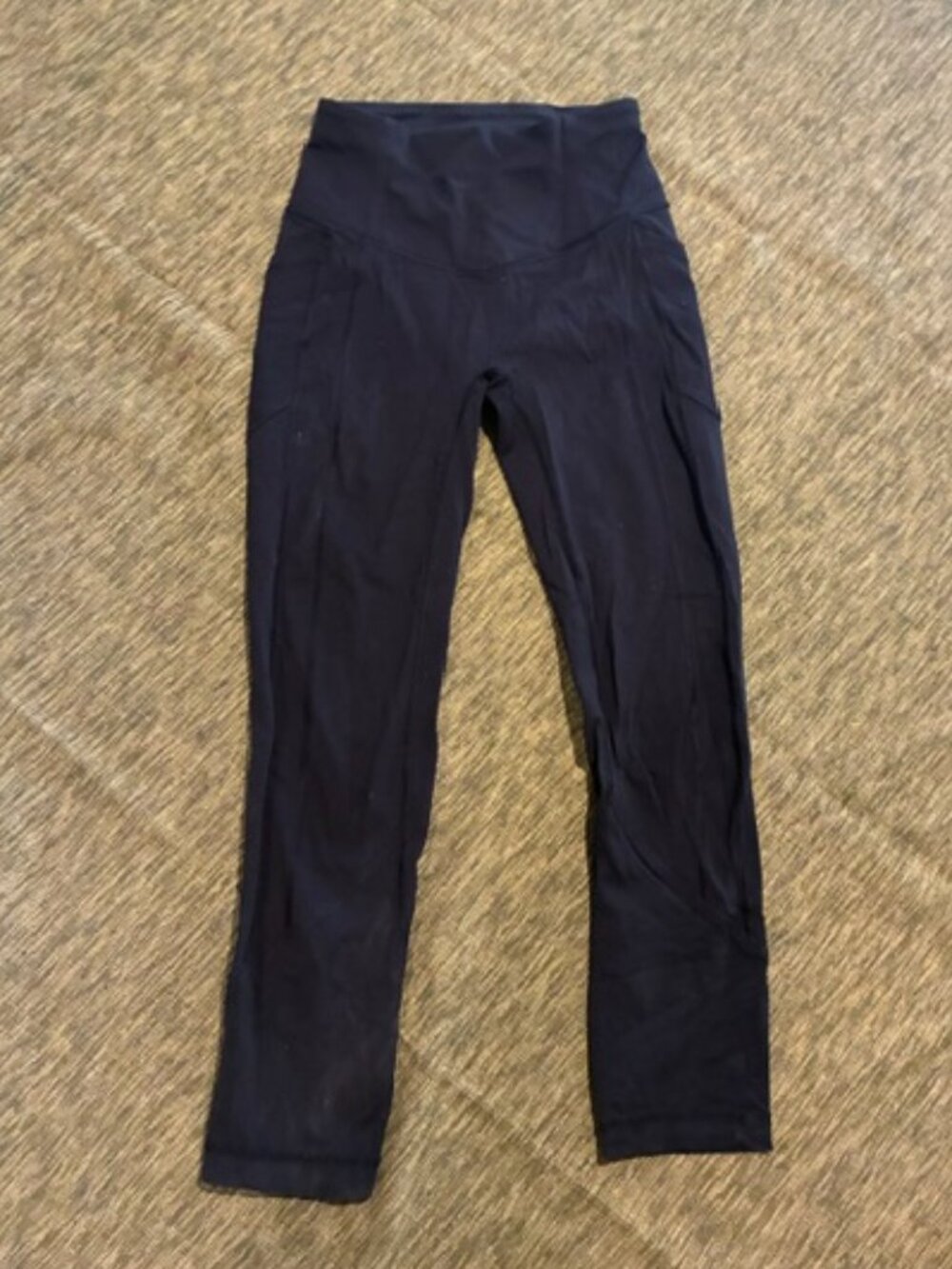 Lululemon 3/4 leg leggings